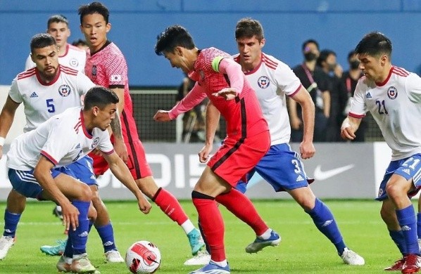 La selección chilena intentó, pero no pudo con Corea del Sur. Foto: Twitter