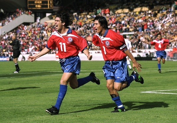 Marcelo Salas e Iván Zamorano, la dupla Sa-Za, se hicieron presentes en el triunfo de Chile ante Túnez. Foto: Getty Images