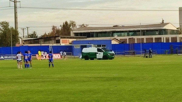 Una situación similar vivió Javiera Grez en el Superclásico.