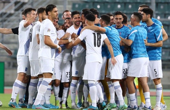 Grecia celebra su triunfo frente a Chipre (Foto: Twitter Selección Grecia)