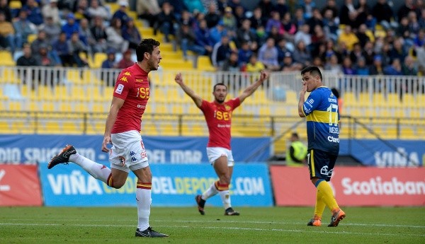 Ramiro González celebra un gol anotado a Everton en Sausalito (Agencia Uno)