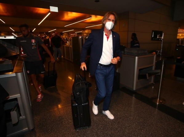La selección de Perú ya está en Doha para su partido del lunes. (Foto:@SeleccionPeru)