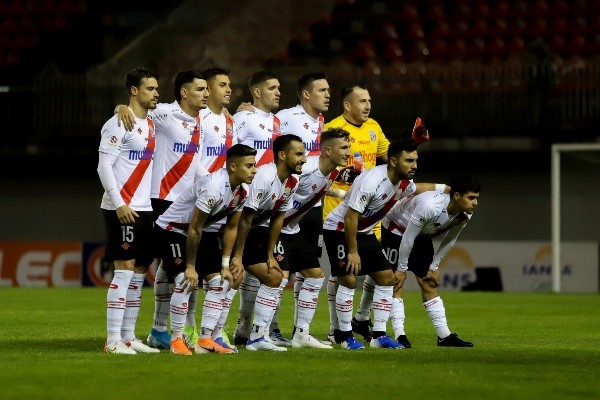 Curicó Unido no sumará refuerzos en este mercado de invierno. | Foto: Agencia Uno