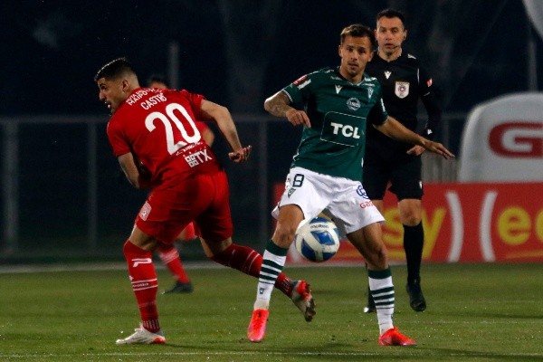 Santiago Wanderers lo ganaba, pero en el final, Curicó Unido logró el 1-1. Foto: Agencia Uno