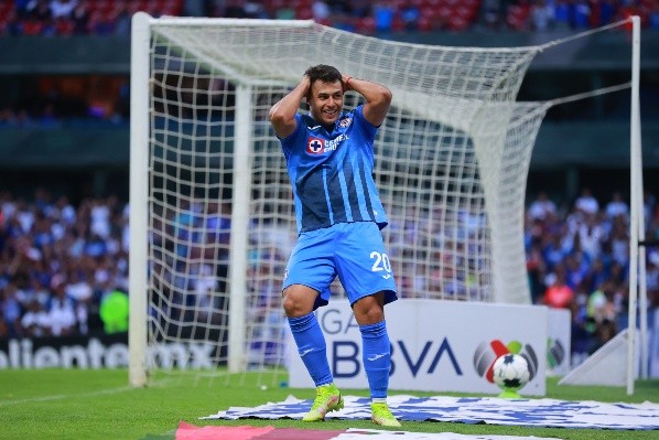 Iván Morales no pudo estrenarse como goleador en Cruz Azul. (Foto: Getty Images)
