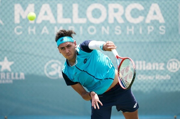 Tabilo cayó en primera ronda del Mallorca Open tras ingresar gracias a la qualy. Además, se despidió en primera ronda en Queen’s y de ‘s-Hertogenbosch. | Foto Mallorca Open