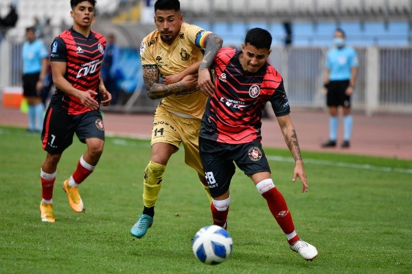 Antofagasta deja en el camino a Deportes Limache y avanza en Copa Chile.