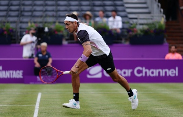 Tabilo tuvo un buen debut en el césped de Wimbledon. | Foto: Getty