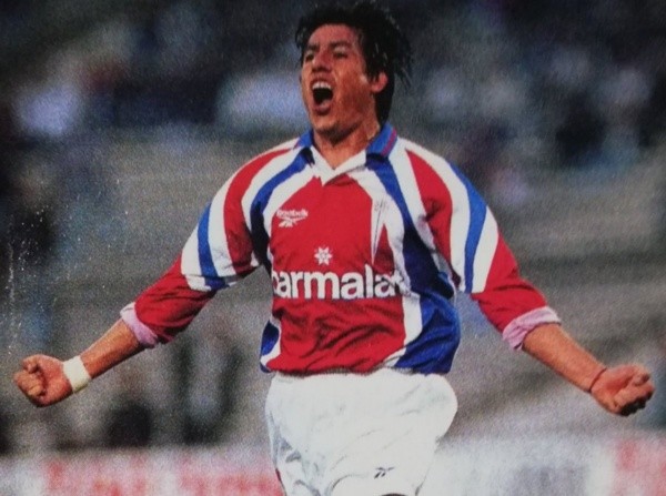 Brizuela defendió la camiseta de los cruzados entre 1999 y 2000. | Foto: Archivo