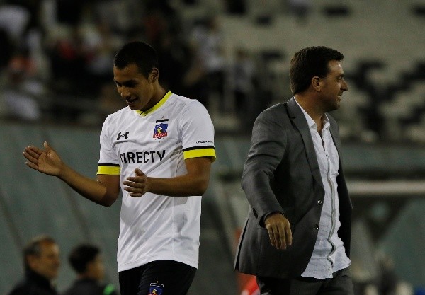 Morales debutó como profesional en Colo Colo el 21 de agosto de 2016, cuando Pablo Guede lo hizo ingresar en el minuto 61 del empate 2-2 ante Huachipato en Talcahuano. | Foto: Agencia Uno