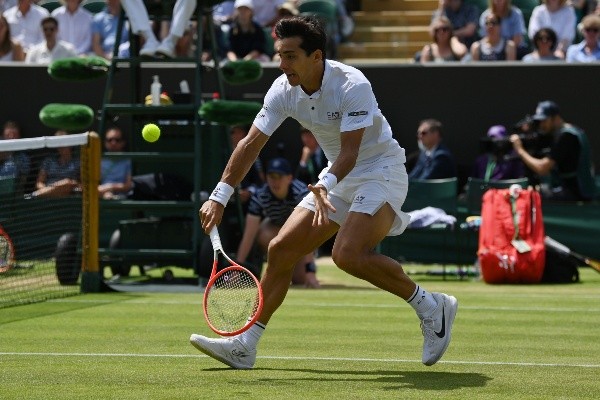 Cristian Garin va por otro hito en su carrera para avanzar a semifinales de Wimbledon. Foto: Getty Images