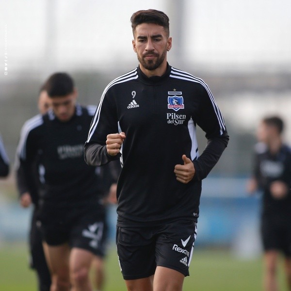 Colo Colo tuvo una práctica en Brasil antes de volver a Chile tras ser eliminado de Copa Sudamericana. Foto: Comunicaciones Colo Colo
