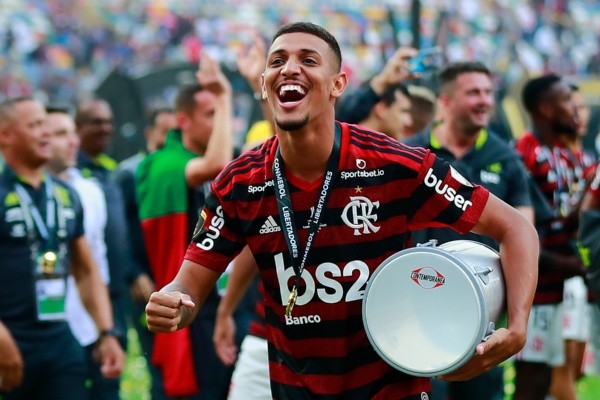 Vinícius Souza fue parte del plantel de Flamengo que ganó la Copa Libertadores 2019 a River Plate.