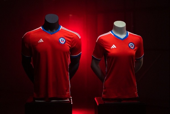 La nueva camiseta de la selección chilena presentada por Adidas.