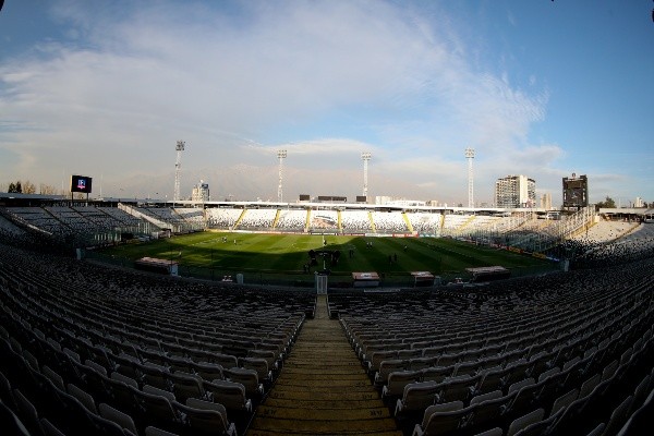 Baños, accesos y actualizar los sectores para personas con movilidad reducida están incluidos en el proyecto.