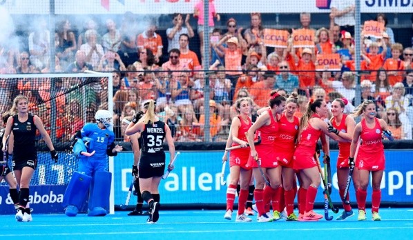 Las Diablas hacen historia participando en el Mundial de Hockey Femenino. | Foto: Federación Chilena de Hockey sobre Césped