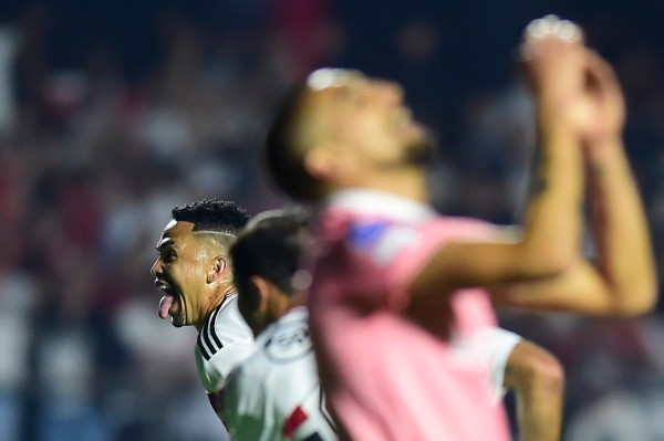 Sao Paulo fue sólidamente superior ante Católica. (Foto: Agencia Uno)