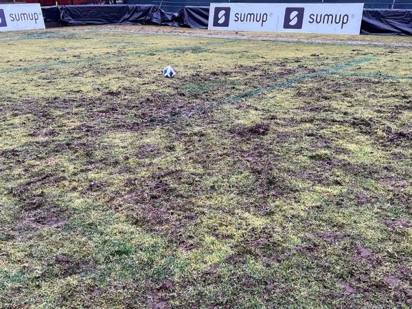 El terreno de Santa Laura quedó deplorable (Foto: Campeonato Nacional)