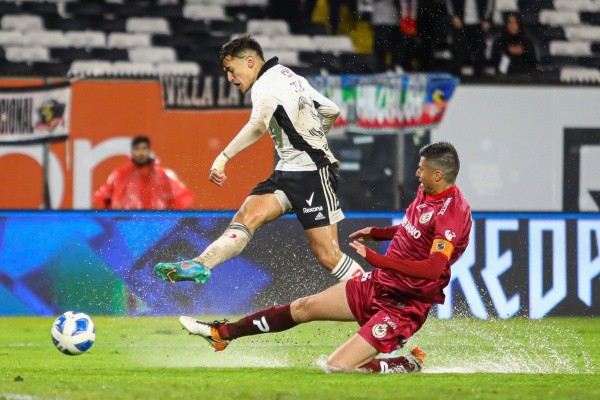 Colo Colo goleó a La Serena bajo la lluvia en el Monumental. | Foto: Agencia Uno