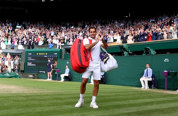 Federer se despidió entre aplausos en su último Wimbledon. |Foto: Getty
