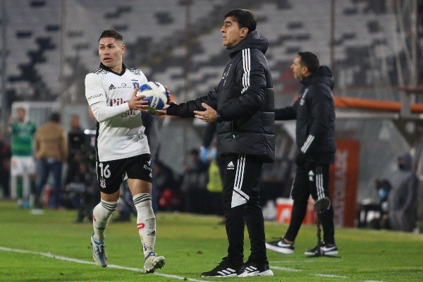 Quinteros debe pelear el título con Colo Colo sin nuevos refuerzos (Foto: Agencia Uno)