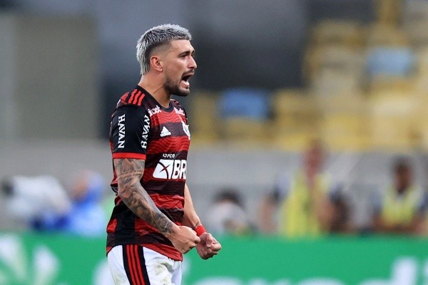 Flamengo logró un tremendo triunfo mientras espera a Vidal. (Foto: Getty Images)