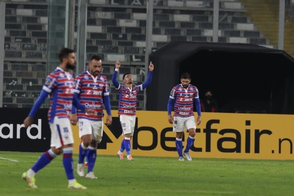 Fortaleza elimino a Colo Colo en Copa Libertadores.