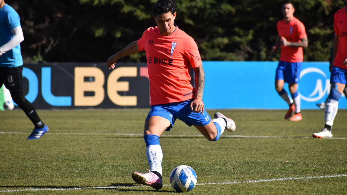 La UC sigue trabajando por conseguir levantar. Foto: @Cruzados.