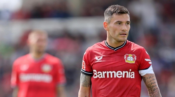 Charles Aránguiz espera por una oferta para dejar el Leverkusen. Foto: Getty Images