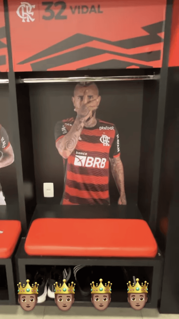 Así es el camarín de Arturo Vidal en el Flamengo. Foto: Instagram