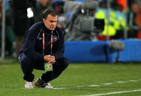 Marcelo Bielsa llevó a Chile hasta el Mundial de 2010. (Foto: Getty Images)