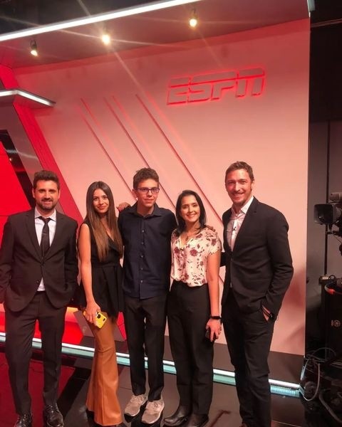 El joven tuitero ya comparte con figuras de la pantalla deportiva.