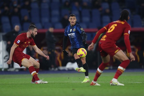 Alexis Sánchez debe definir su futuro, y el Olympique de Marsella asoma como opción. | Foto: Getty