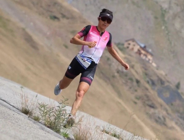Bárbara Riveros la rompió en Francia. | Foto: Alpe d’Huez Triatlón