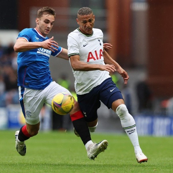 @SpursOfficial / RIcharlison ya debutó como Spurs en los amistosos