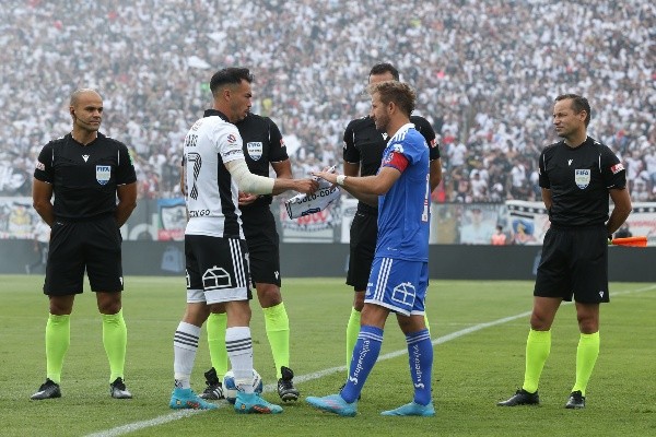 Suazo y Seymour volverán a encontrarse como capitanes en un Superclásico. | Foto: Agencia Uno