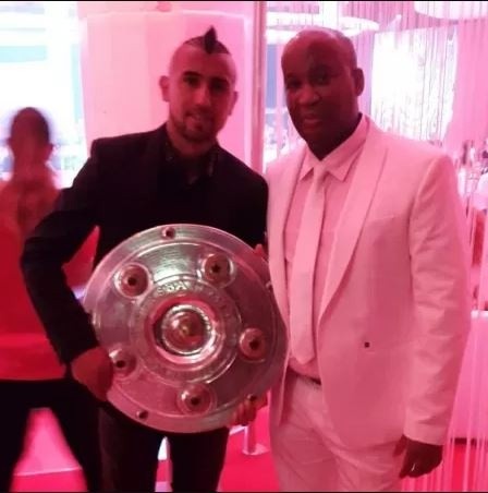 Tiburcio y su gran amistad con Vidal desde tiempos del Bayern Múnich. (Foto: UOL Esporte)