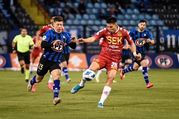 Unión Española volvió al triunfo goleando a Huachipato en el CAP. Foto: Agencia Uno
