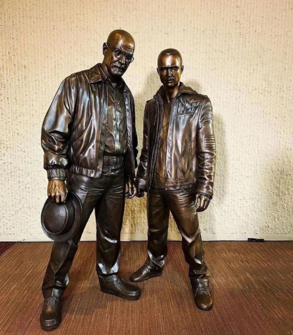 Albuquerque estrena sus estatuas de Breaking Bad.(Foto:Instagram)