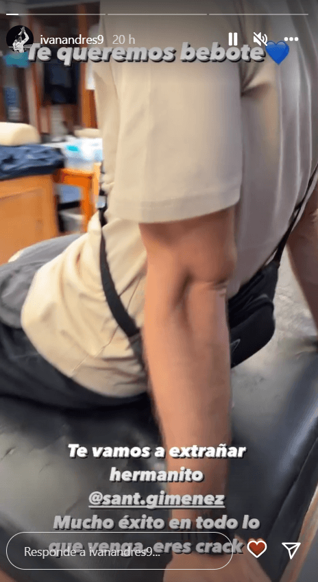 Iván Morales y su despedida para Santiago Giménez. Instagram: @ivanandres9.