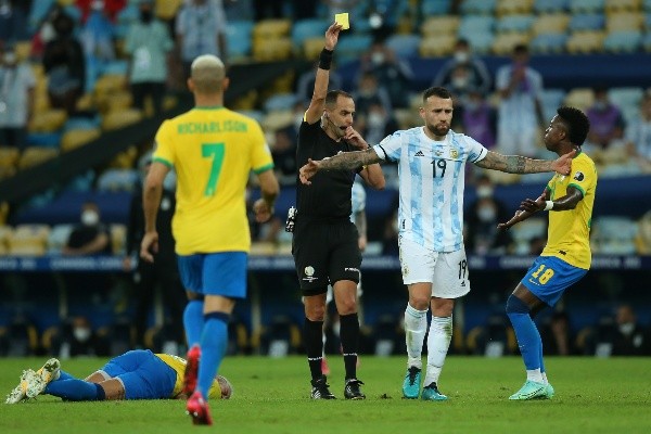 Esteban Ostojich tuvo una polémica actuación en la final de la Copa América 2021. | Foto: Getty