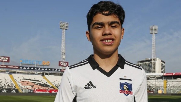 Damián Torres cumplió su sueño de hacer un gol en el estadio Monumental junto a los hinchas de Colo Colo. Foto: Comunicaciones Colo Colo.