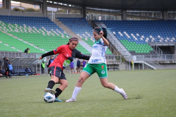 Lluvia de goles en el Chinquihue entre Puerto Montt y Antofagasta. (Mauro Ríos)