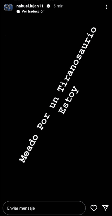 Nahuel Luján meado por un tiranosaurio