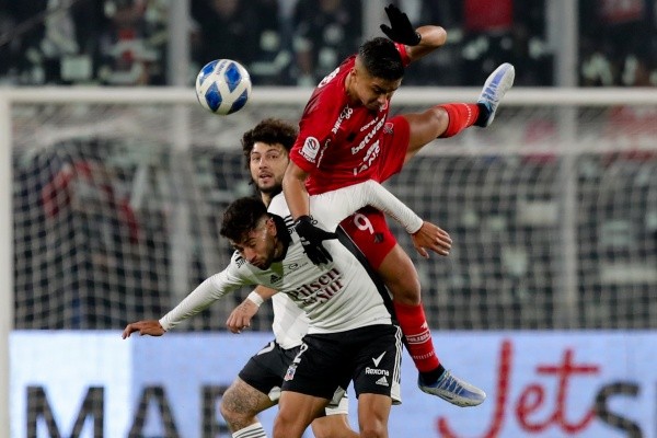 Nicolás Guerra afina su salto al fútbol de Rusia. ¿Ante Colo Colo será su último partido por Ñublense? (Agencia Uno).