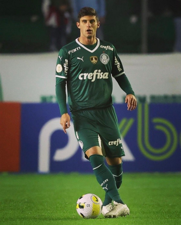 Kuscevic podría dejar Palmeiras y empezar a sumar más minutos. |Foto: @benjakuscevic13