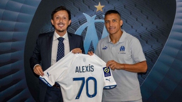 Alexis fue presentado y recibido en el Olympique de Marsella como la gran figura que es. | Foto: OM