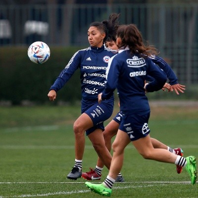 Fernanda Araya es una de las goleadoras de Santiago Morning este año, solo por detrás de Yenny Acuña. (Carlos Parra / Comunicaciones ANFP)
