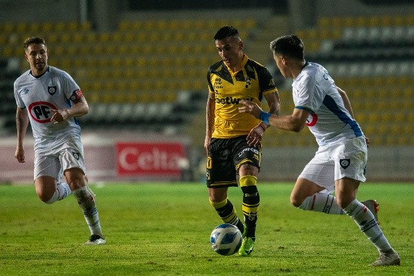 Joe Abrigo suma 12 goles y cinco asistencias en Coquimbo Unido: es el máximo goleador y asistidor de los aurinegros en el Campeonato Nacional 2022. (Agencia Uno).
