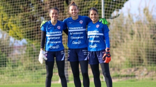 Torrero ya jugó con Campos en la selección chilena femenina. (Comunicaciones ANFP)